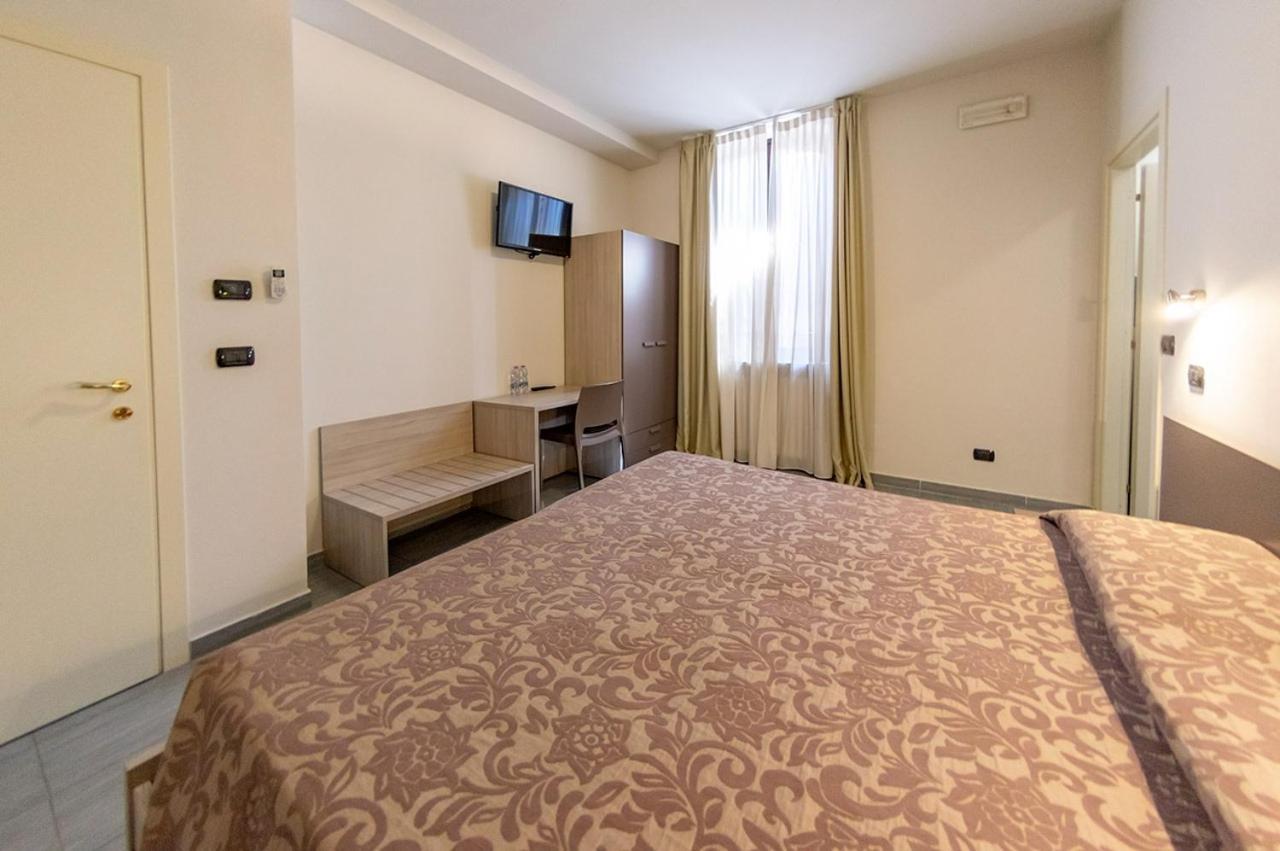 Hotel La Vecchia Tramvia à Castiglione Delle Stiviere Extérieur photo