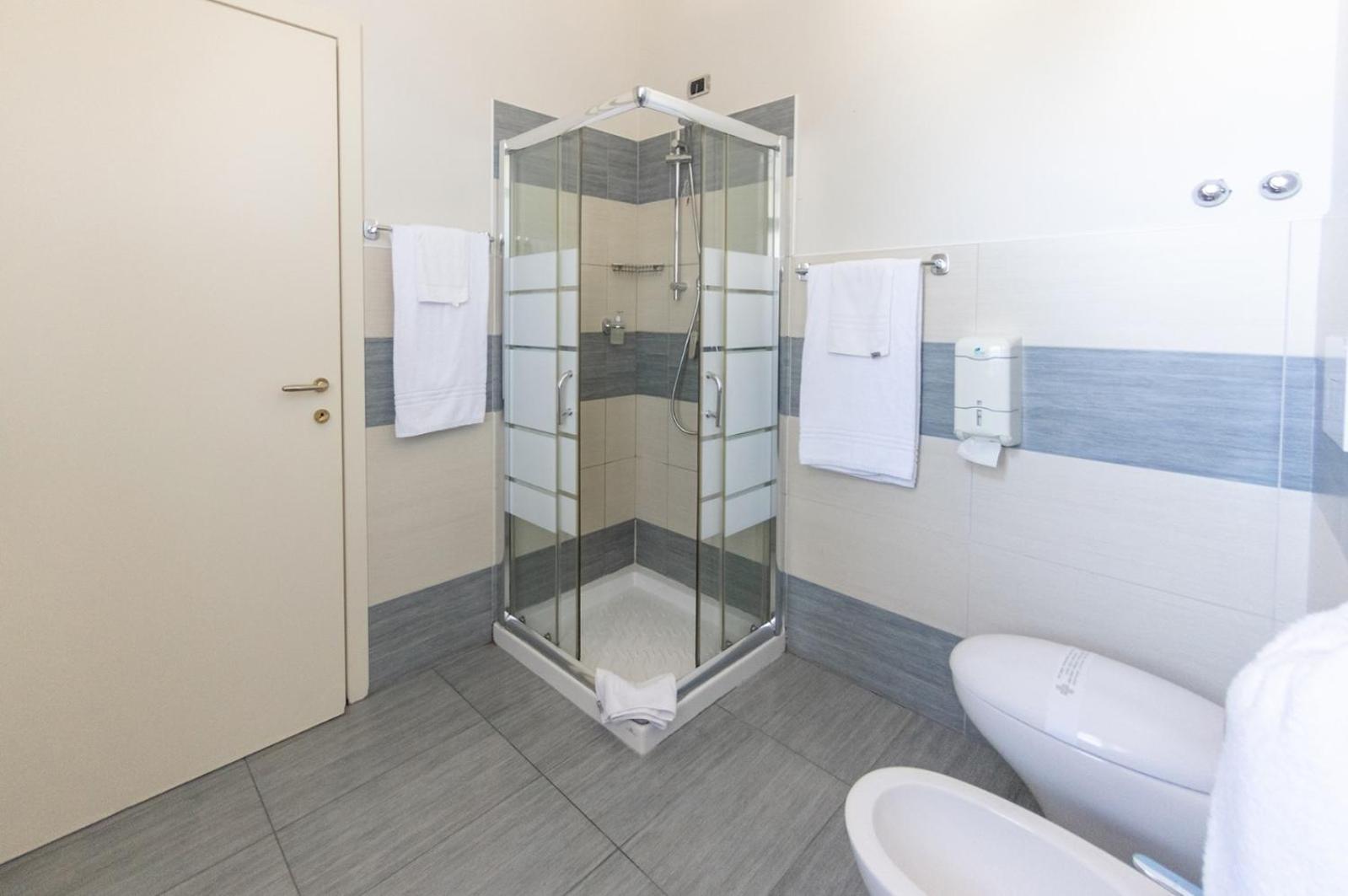 Hotel La Vecchia Tramvia à Castiglione Delle Stiviere Extérieur photo