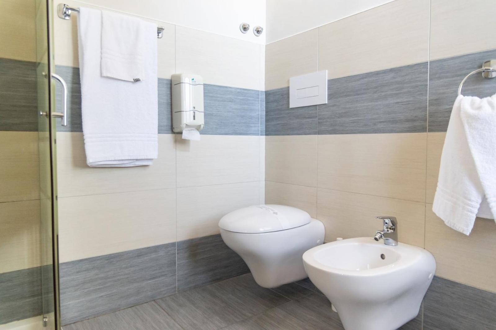 Hotel La Vecchia Tramvia à Castiglione Delle Stiviere Extérieur photo